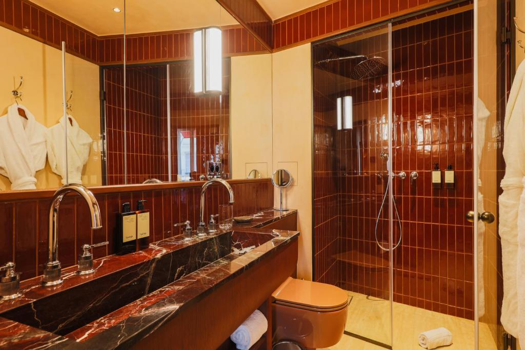 Hôtel Confidentiel - Louvre - Resim 23