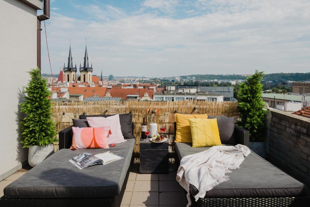 Prague Days - Cozy Studio with Rooftop Terrace in hip Letná, Prague ... - Penthouse Apartment In Prague With Rooftop Access