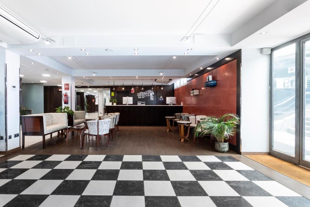 Petit Palace Arturo Soria Alcalá - Resim 5