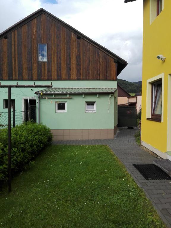 Budynek, w którym mieści się apartament