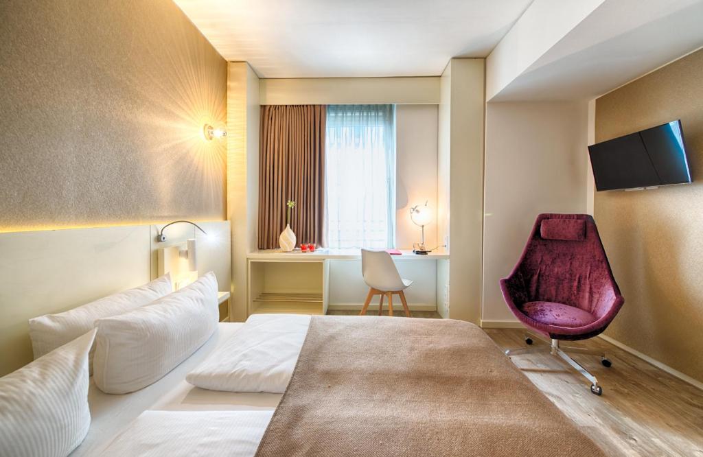 Leonardo Hotel Berlin Mitte - Resim 25