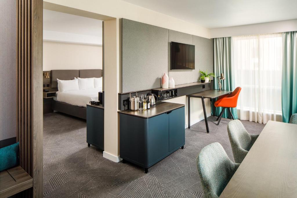 Holiday Inn Manchester Airport T2, an IHG Hotel - 