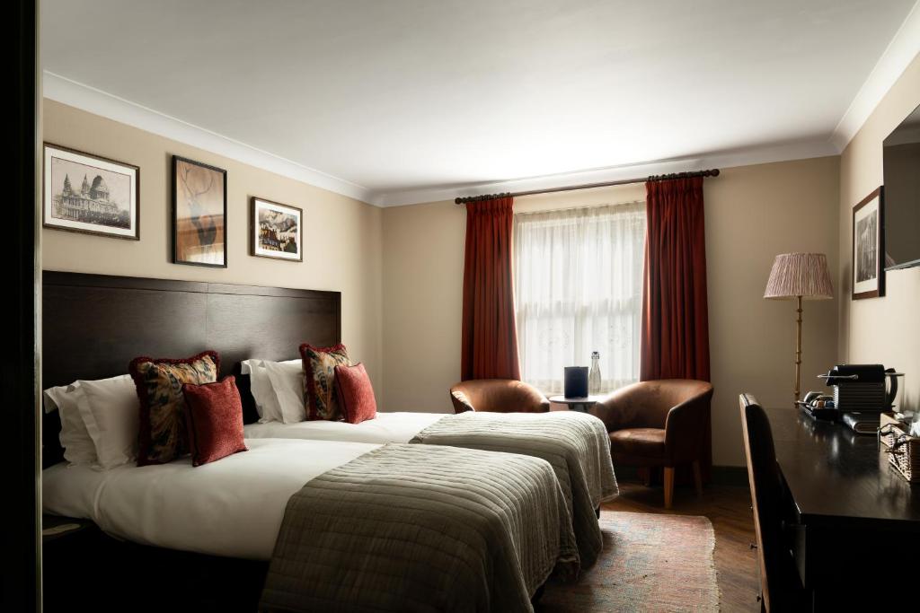 Rose And Crown Hotel - Resim 8