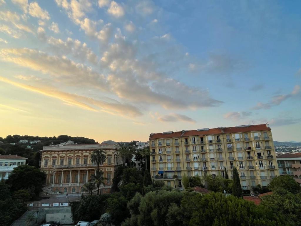 Mer à 5 minutes et vue splendide!