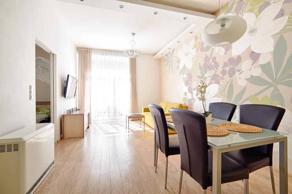 Central Krak Apartments - Apartment With Balcony