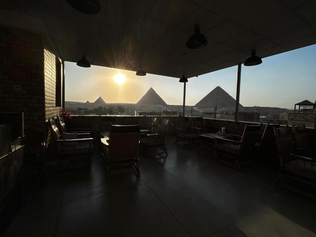 Nefri Pyramids Hotel 6