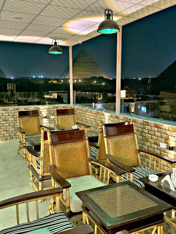 Nefri Pyramids Hotel 5