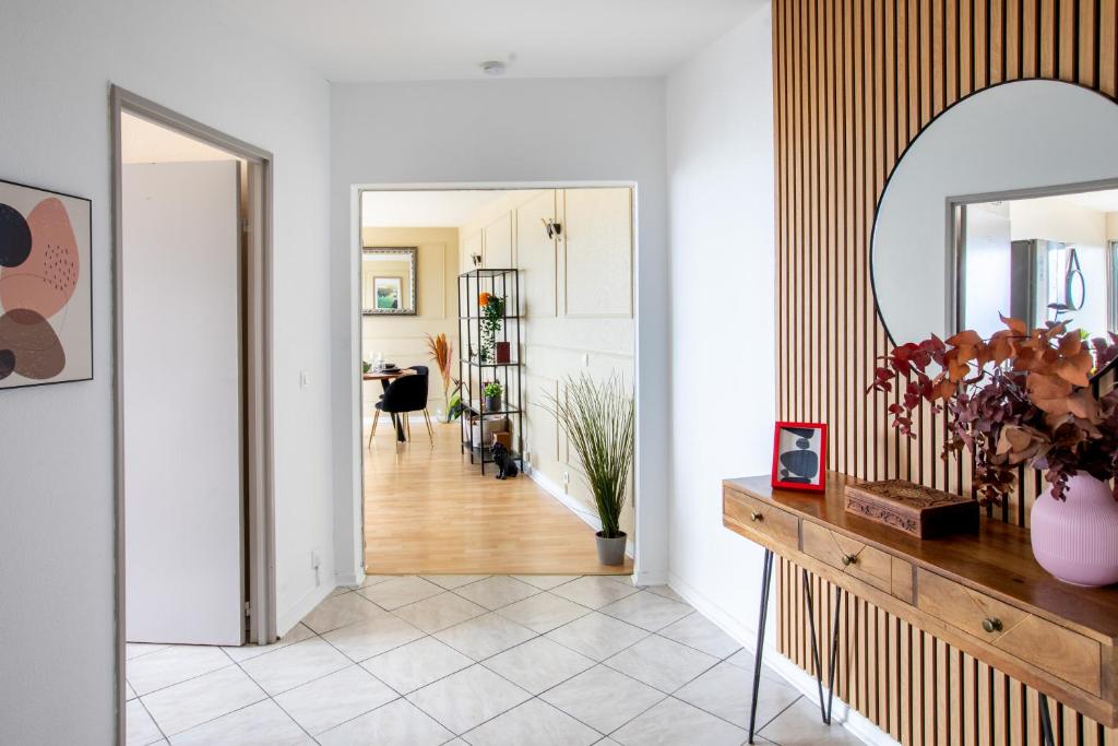 Nouveau - Vue panoramique Vosges - 90m moderne et Cocoon - Parking et Netflix – photo 28