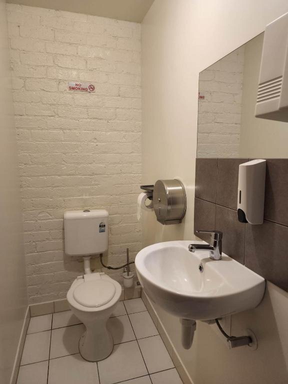 Oceanic Hostel - Resim 3