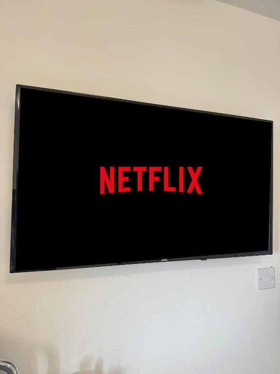 En-suite Double Room Park Royal with off-site Gym Access