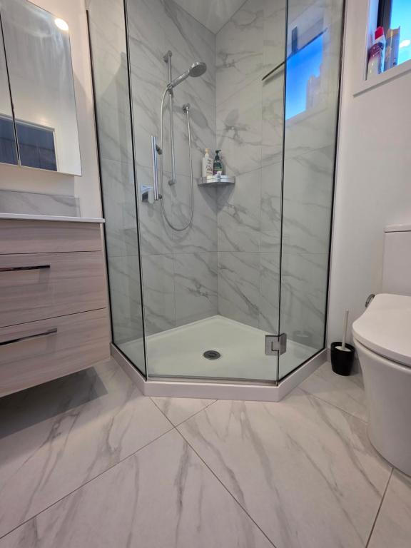 Modern Loft in Christchurch CBD with Private Courtyard - Resim 25