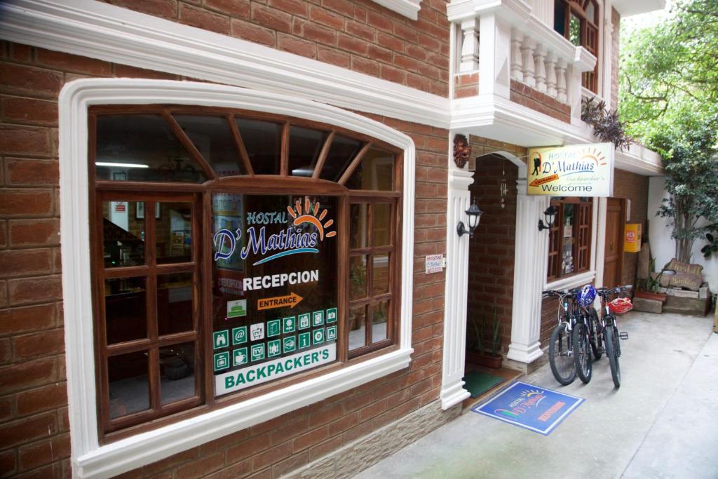 Jízda na kole v ubytování Hostal D´Mathias nebo okolí