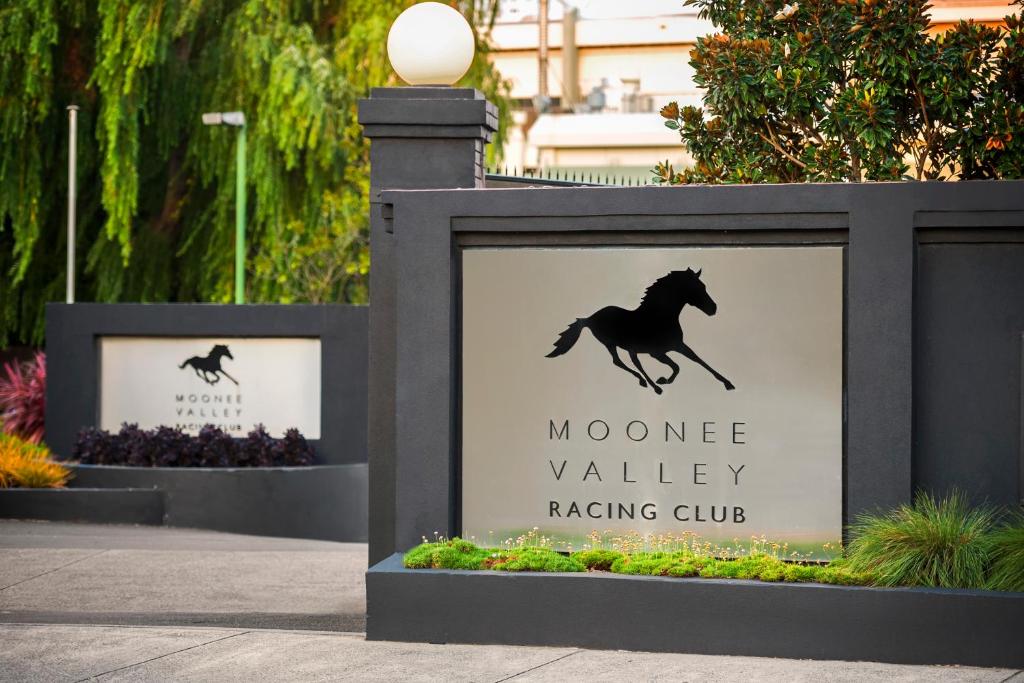 Certifikát, hodnocení, plakát nebo jiný dokument vystavený v ubytování Quest Moonee Valley
