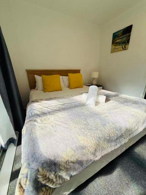 2 bedrooms, easy to start your journey - Resim 5