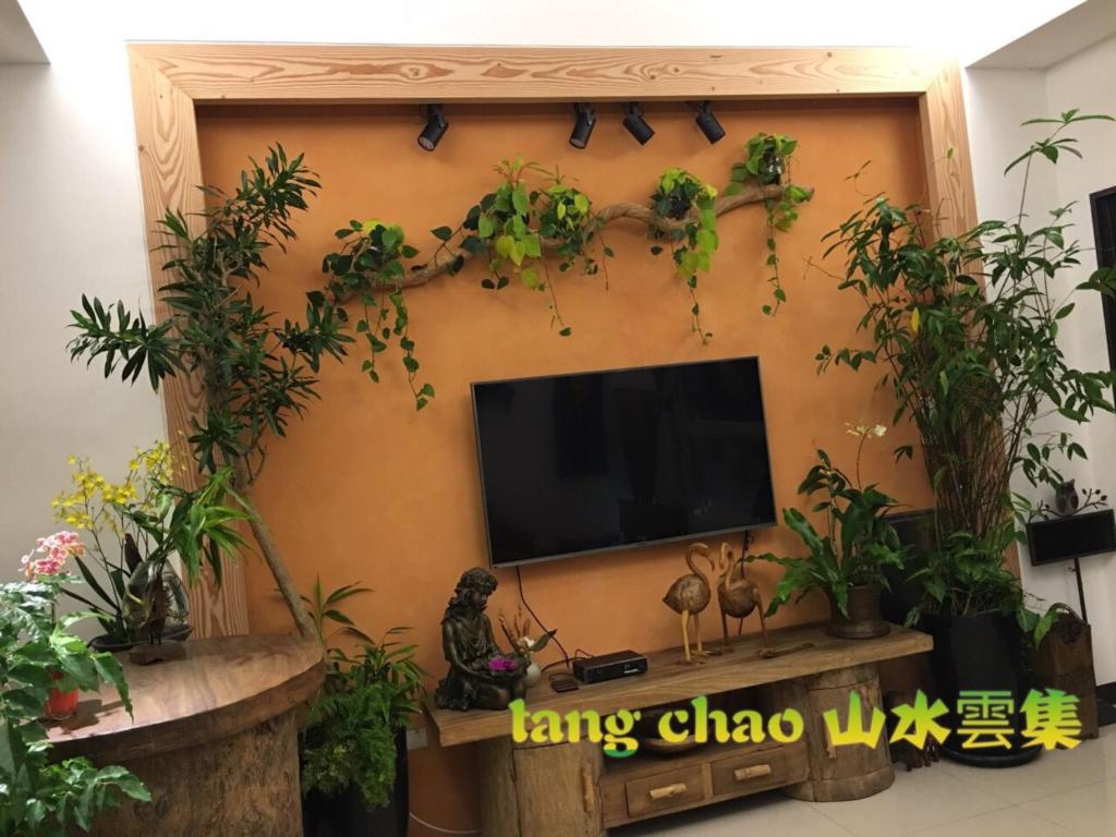 TV a/nebo společenská místnost v ubytování Shang Shui Yun Ji B&B
