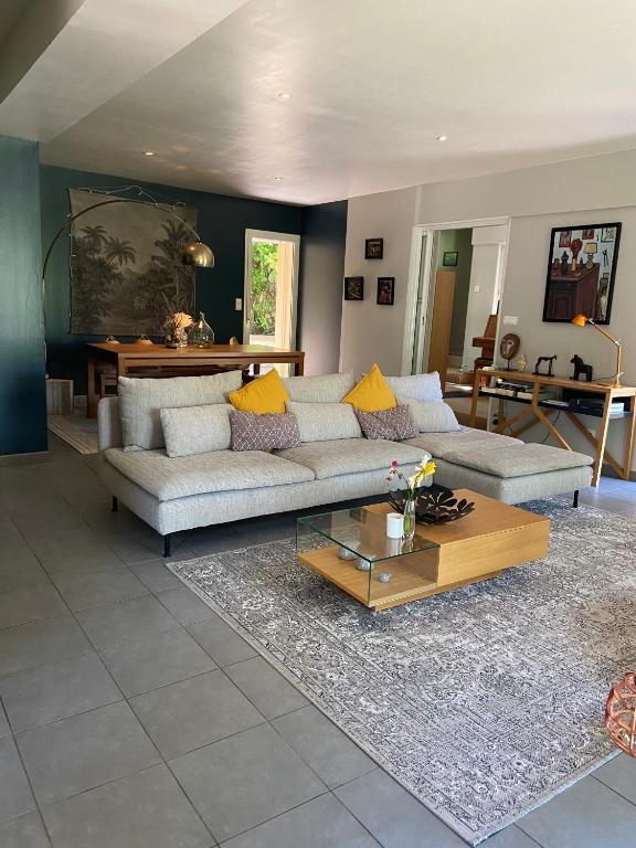 Jolie villa avec jardin