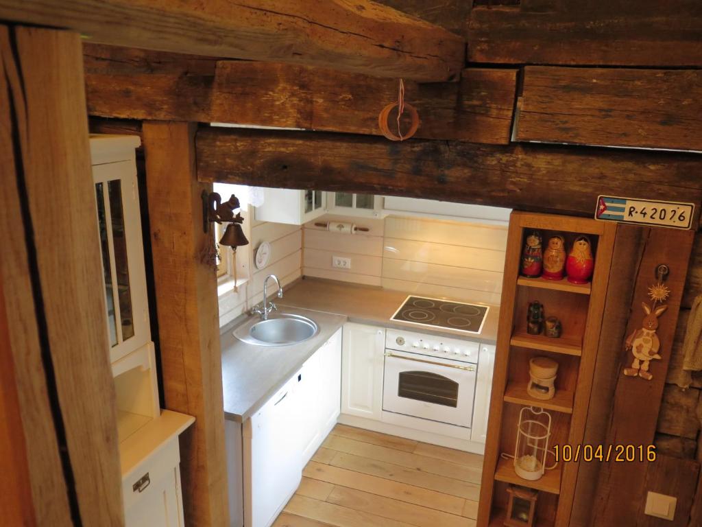 Kuchyňa alebo kuchynka v ubytovaní Apartments Montana