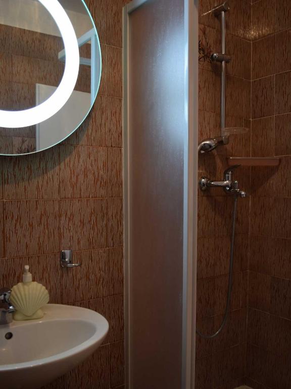Koupelna v ubytování Guesthouse Marko