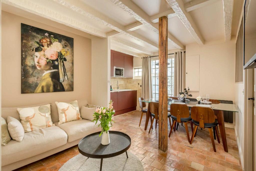 Superb air-conditioned apartment in the heart of the Marais