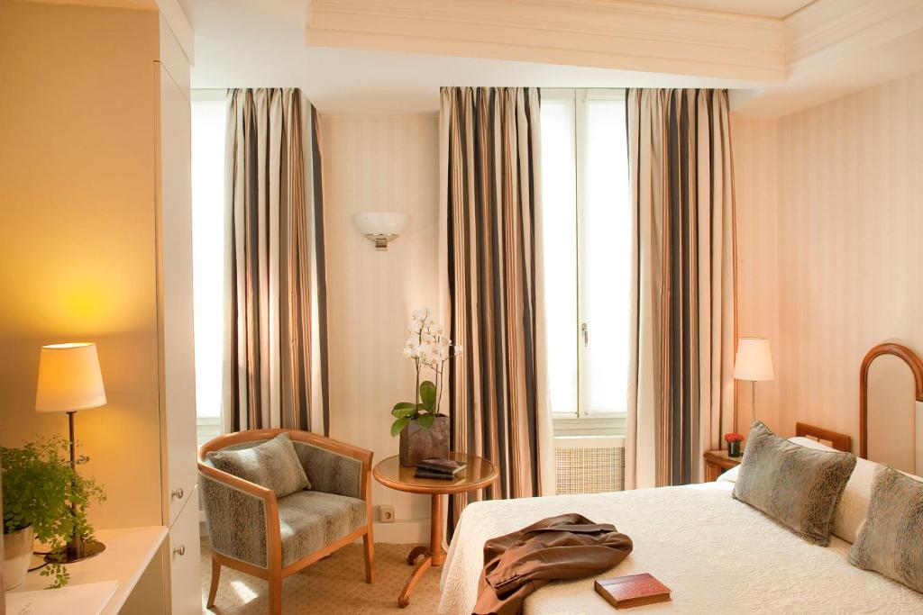 Hôtel De l'Arcade - Resim 34