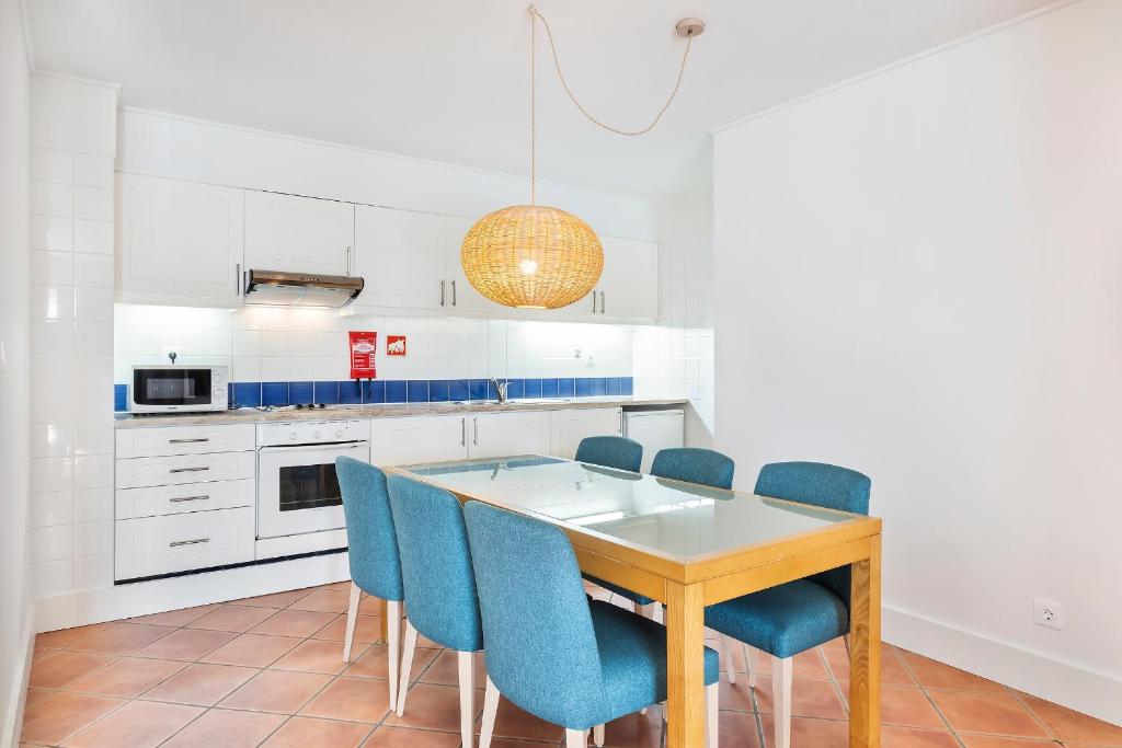 The Patio Suite Hotel - 14