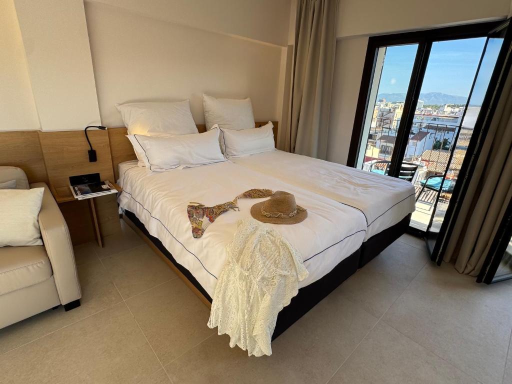 Postel nebo postele na pokoji v ubytování Mallorca Suites Playa De Palma