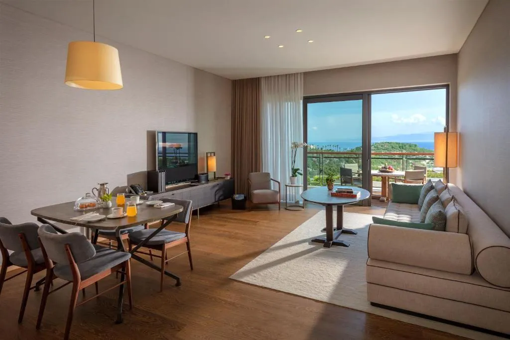 Sea View Apartment, One Bedroom, King Bed