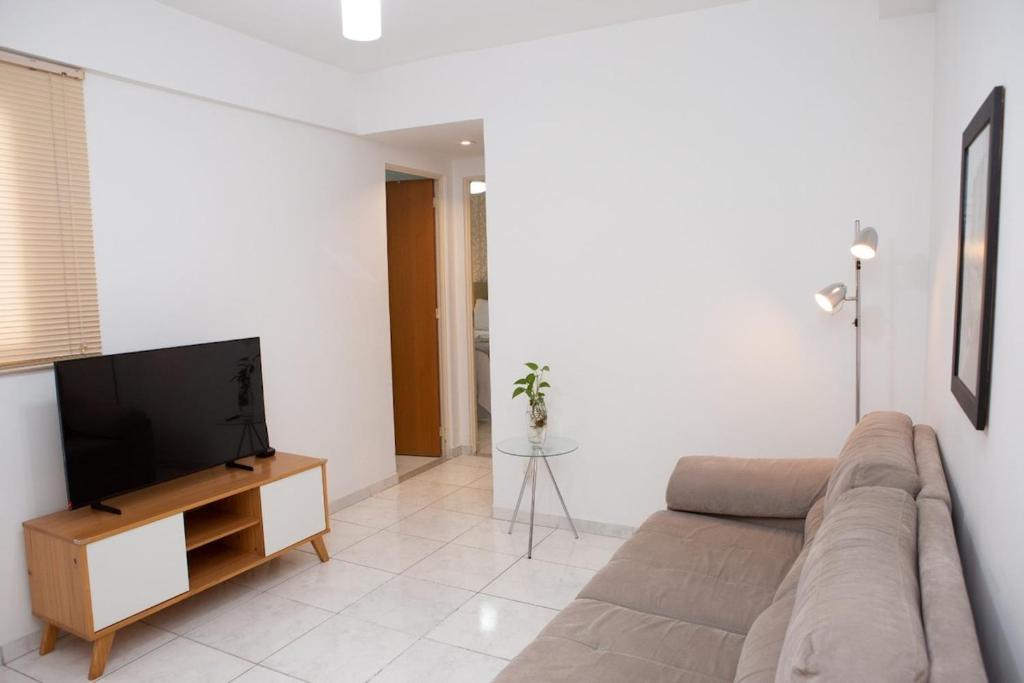 TV a/nebo společenská místnost v ubytování Apartamento em São Gonçalo - Perto do Centro