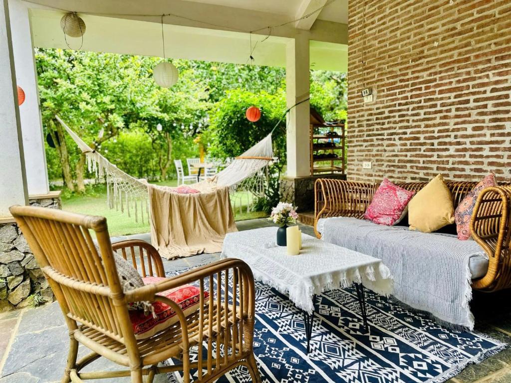 Χώρος καθιστικού στο Villa Trường Nam