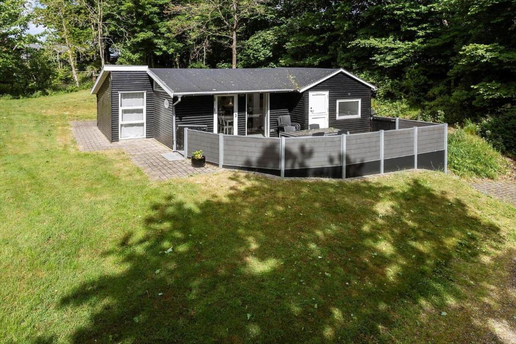 Bygningen som feriehuset ligger i