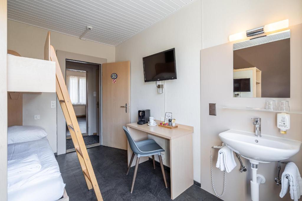 Hotel Blume Interlaken - Resim 3