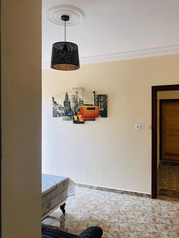 Khu vực ghế ngồi tại Appartement avec terrasse pour famille de 4
