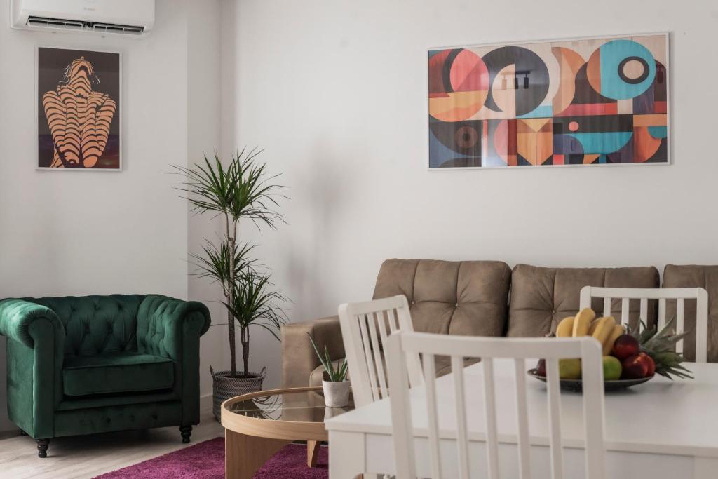 Et opholdsområde på Latova Chic NEW Luxury Apartments - Prime location