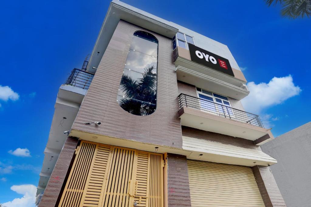 Το κτήριο όπου στεγάζεται  το ξενοδοχείο