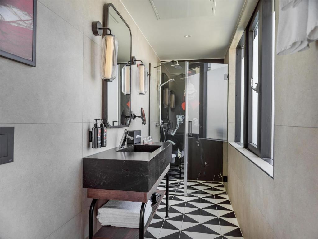 Radisson RED Oslo City Centre, A Verified Net Zero Hotel - Resim 34