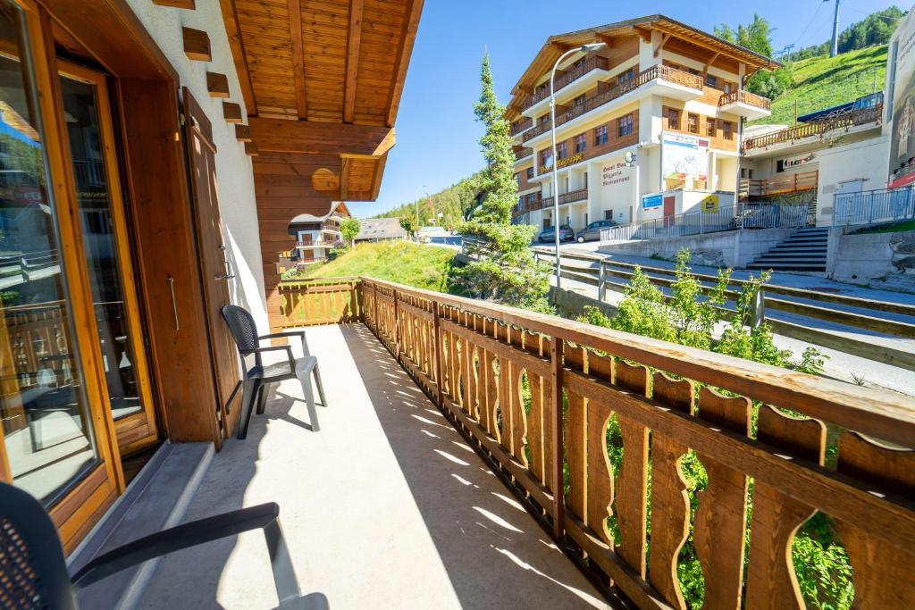 Hôtel Chalet Royal - Resim 18