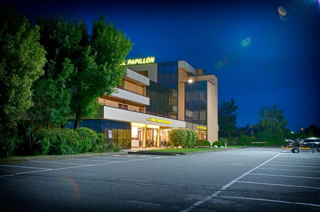 Hoone, kus hotell asub