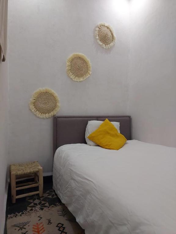 Moroccan Boho Surf House - Standard Single Room With Shared Bathroom