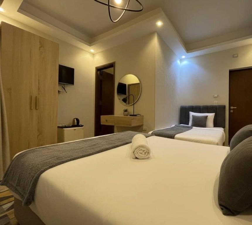 Bedouin Camp pyramids view INN - 17