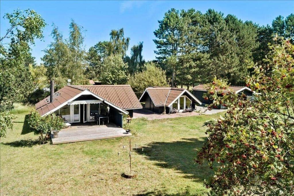 Κήπος έξω από το M368-Rodby-Spurvevaenget-11