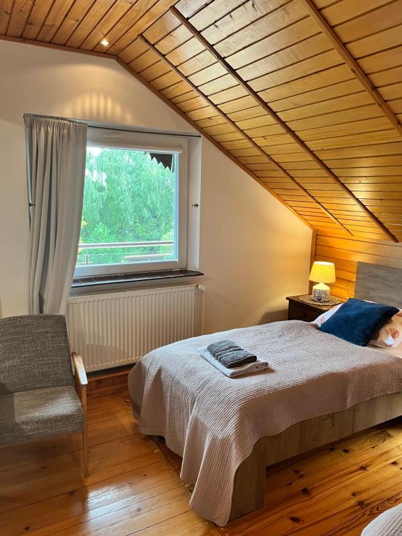 Zacisze pod Gołyską - Grote Tweepersoonskamer Met 2 Aparte Bedden