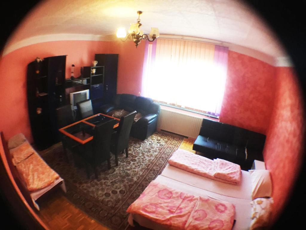 Postel nebo postele na pokoji v ubytování Guest House Pikapolonca