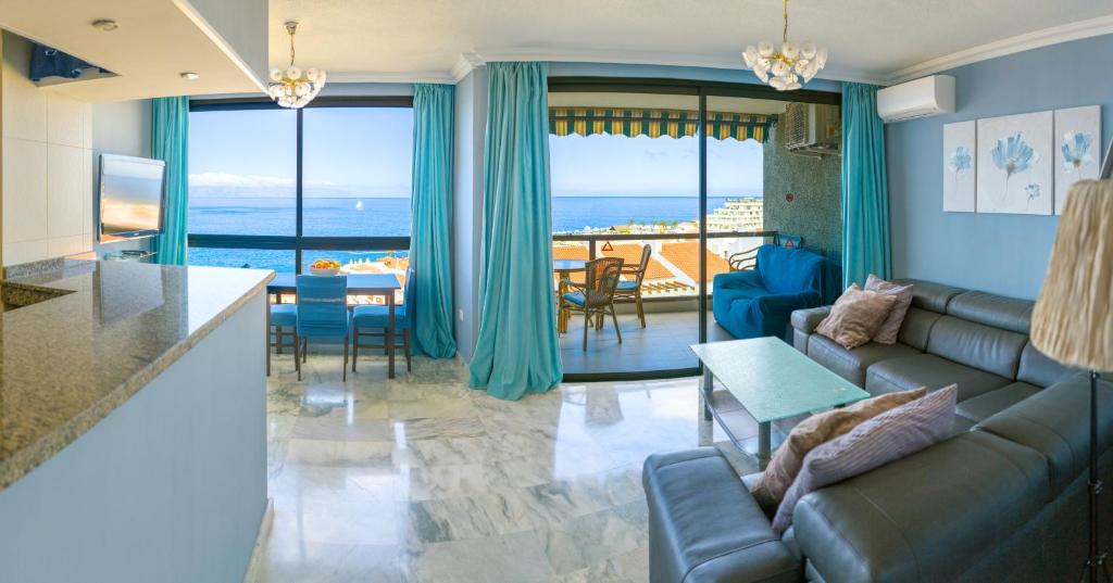 Χώρος καθιστικού στο Apartamento Lago Panoramic Ocean Views