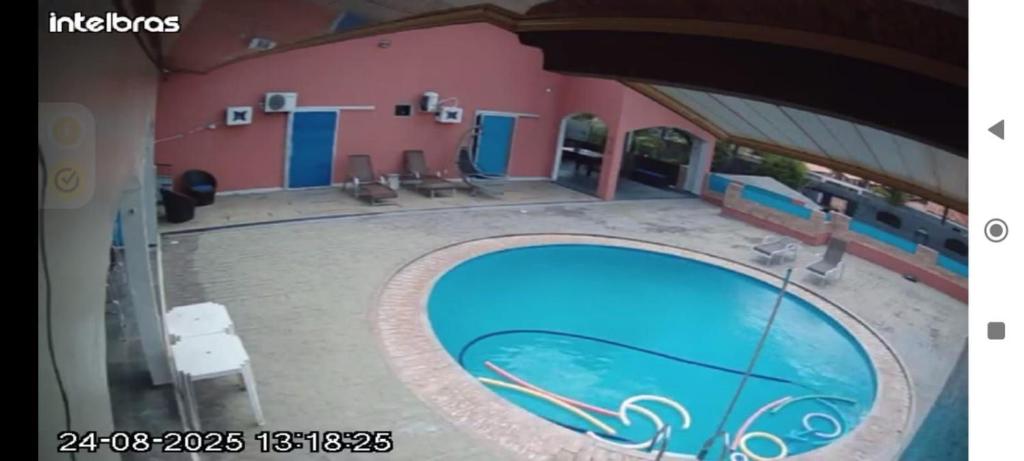 Πισίνα στο ή κοντά στο Casa com Piscina Grande em Salinas