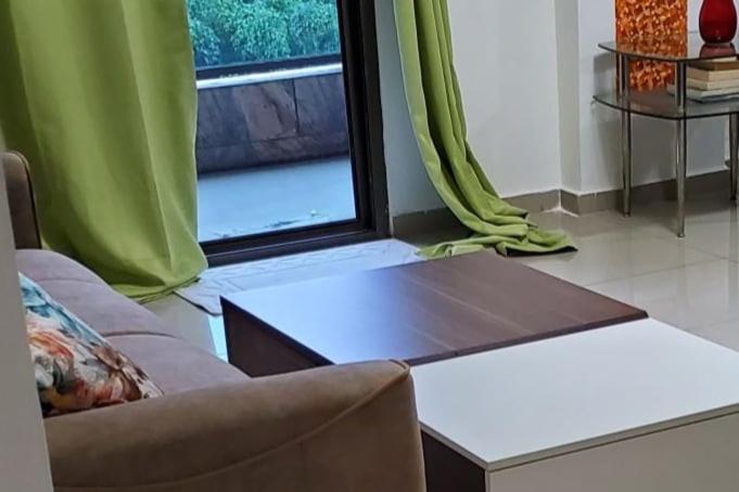 Sunny Apartment in Camayenne Conakry with Pool Gym Balcony