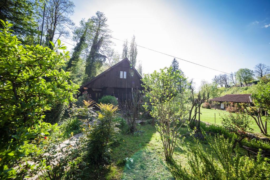 Guesthouse Pod rastockim krovom - 2