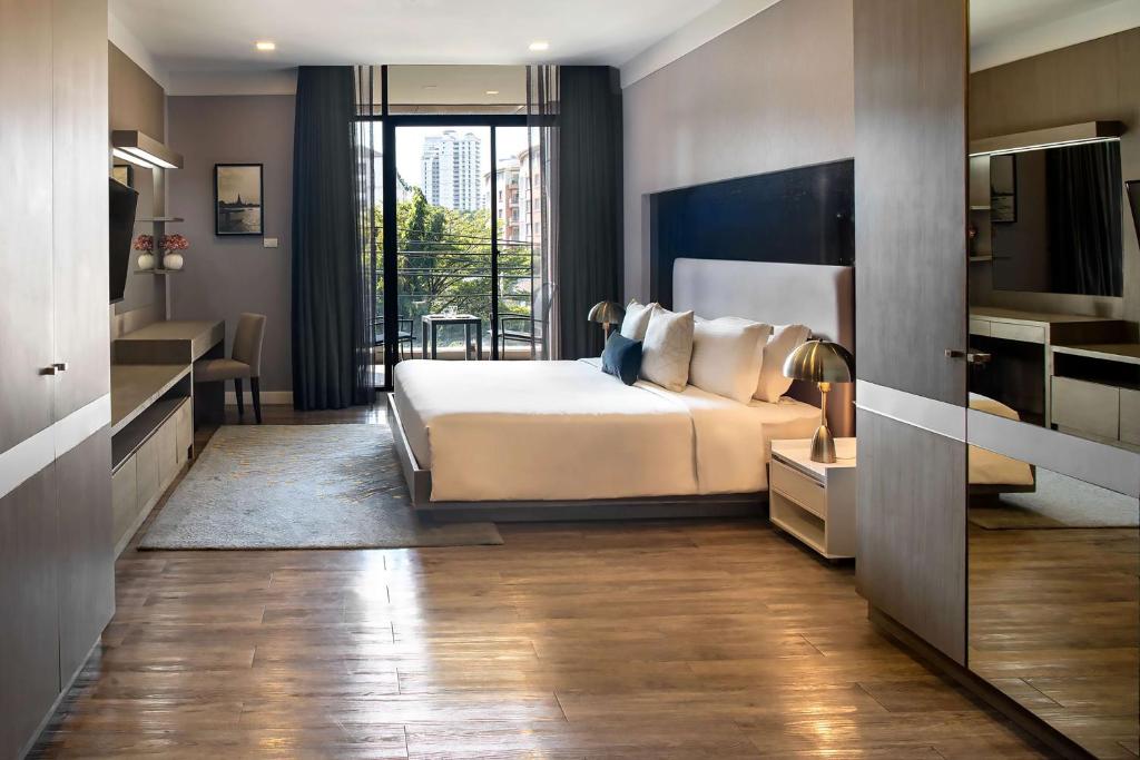 Metropolis Suites Bangkok, Tapestry Collection by Hilton - Resim 10