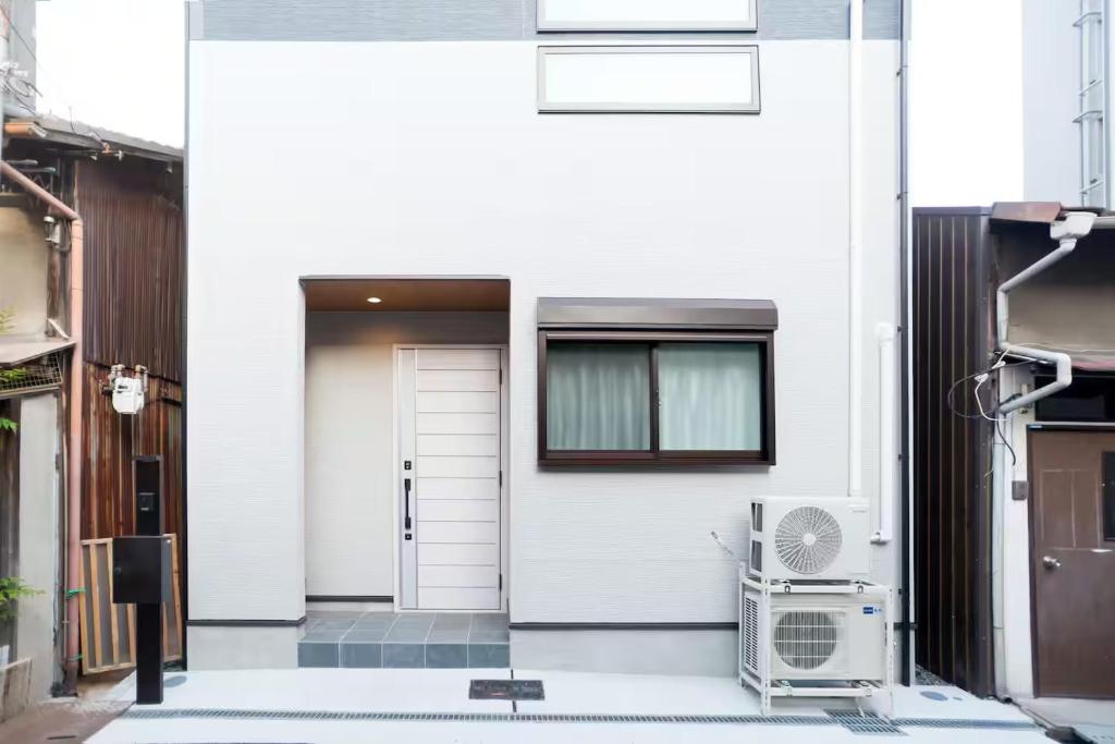 Osaka 3BR 10ppl House丨4 min walk to Tsutenkaku Tower