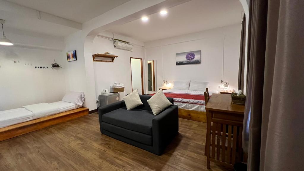 Chiang Mai Gate house - 18