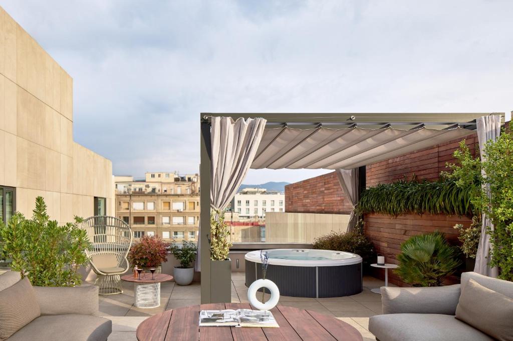 ME Barcelona - Resim 34